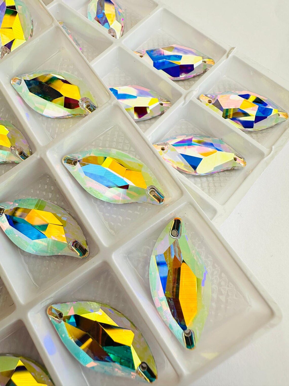 Premium K9 Sew - on DIAMOND LEAF Glass Gemstones / Crystal Non - Hotfix Flatback Rhinestones - Dowsa Performance Wear