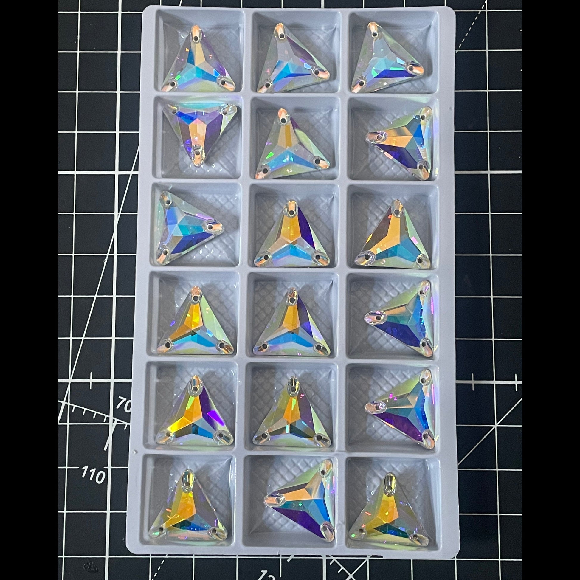 Premium K9 Sew - on TRIANGLE Glass Gemstones / Crystal Non - Hotfix Flatback Rhinestones - Dowsa Performance Wear